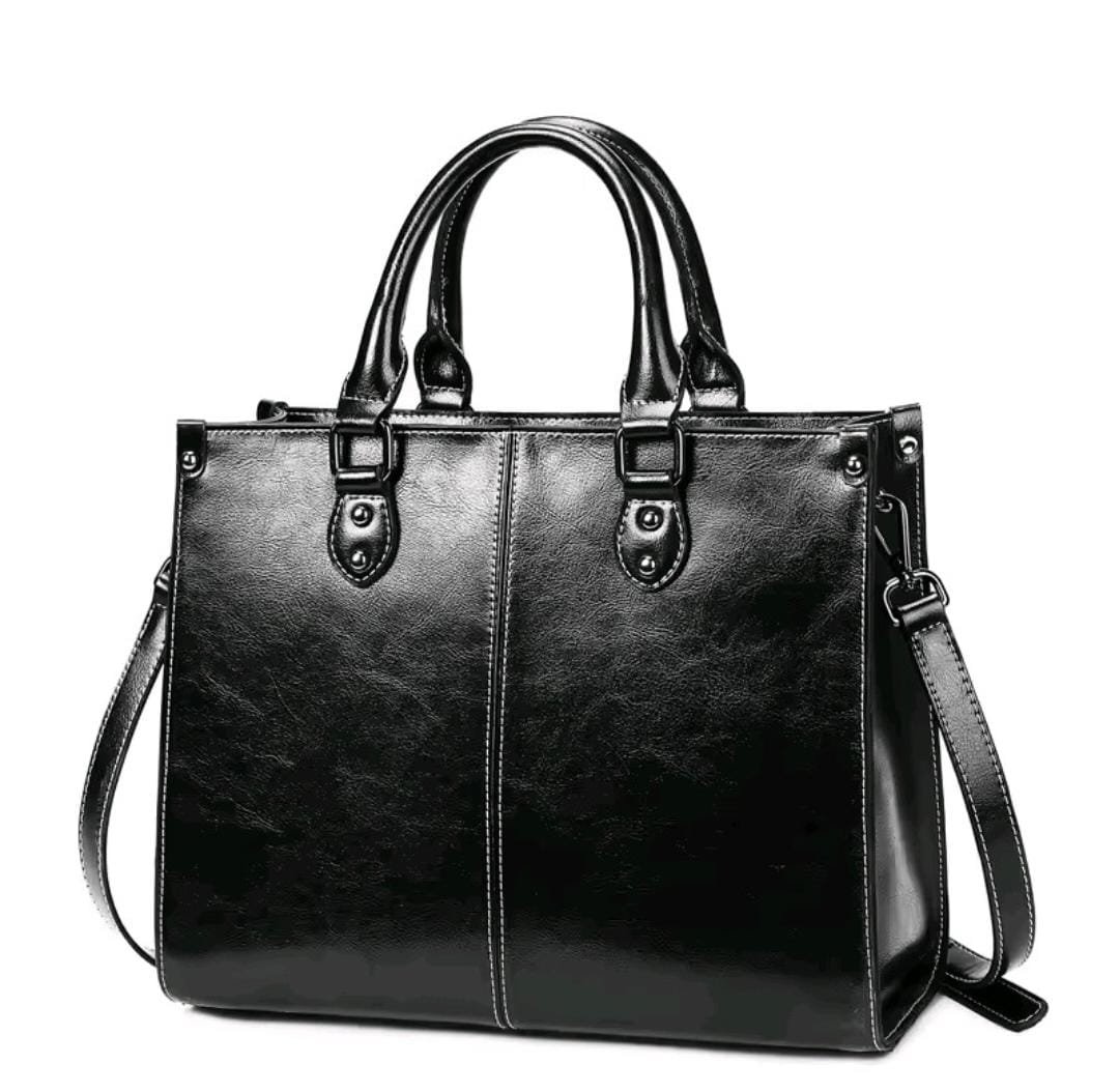 WhatsApp Image 2025-12-15 at 14.17.02 (2)